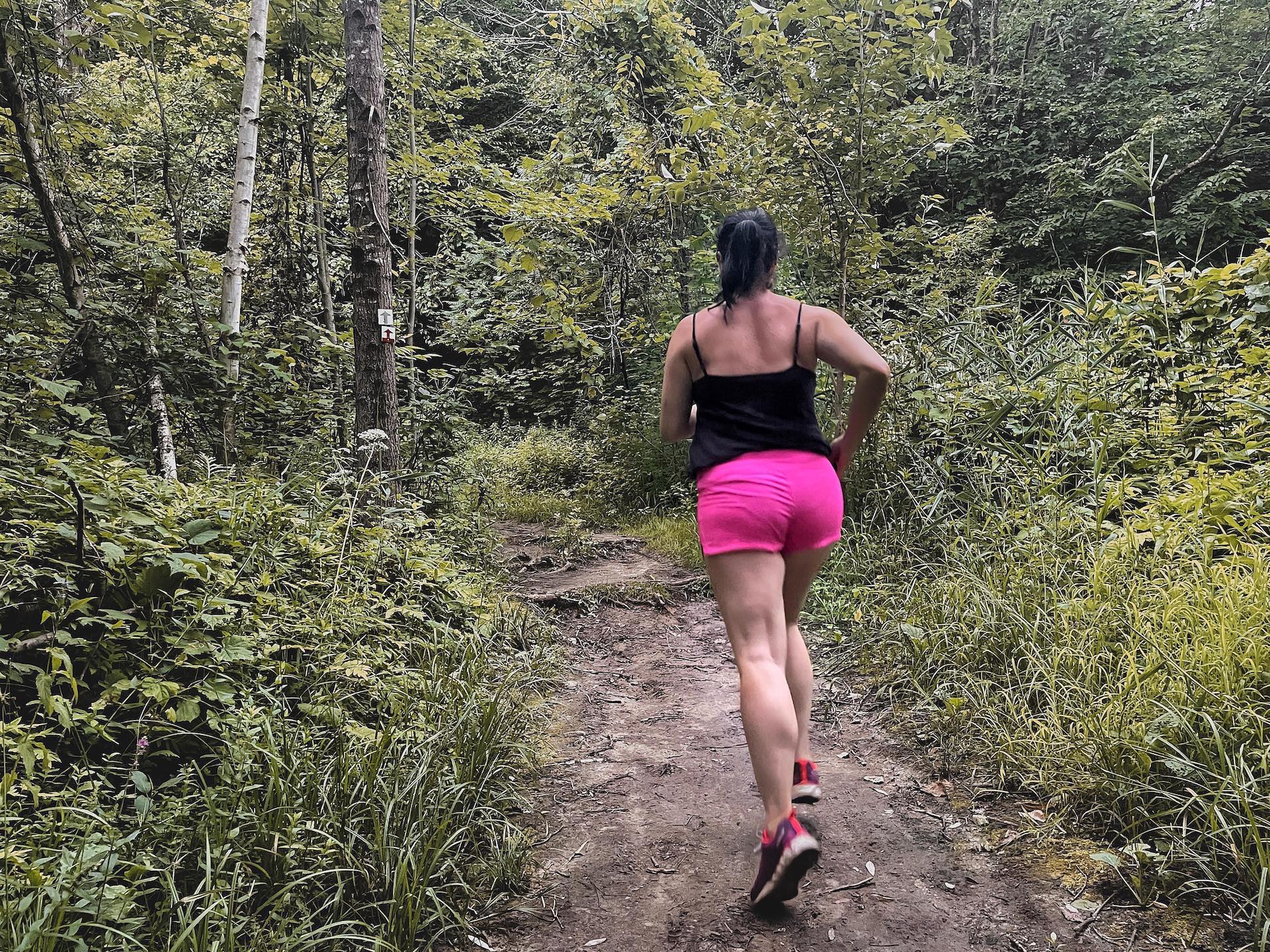 course en sentier au parc du Grand-Coteau
