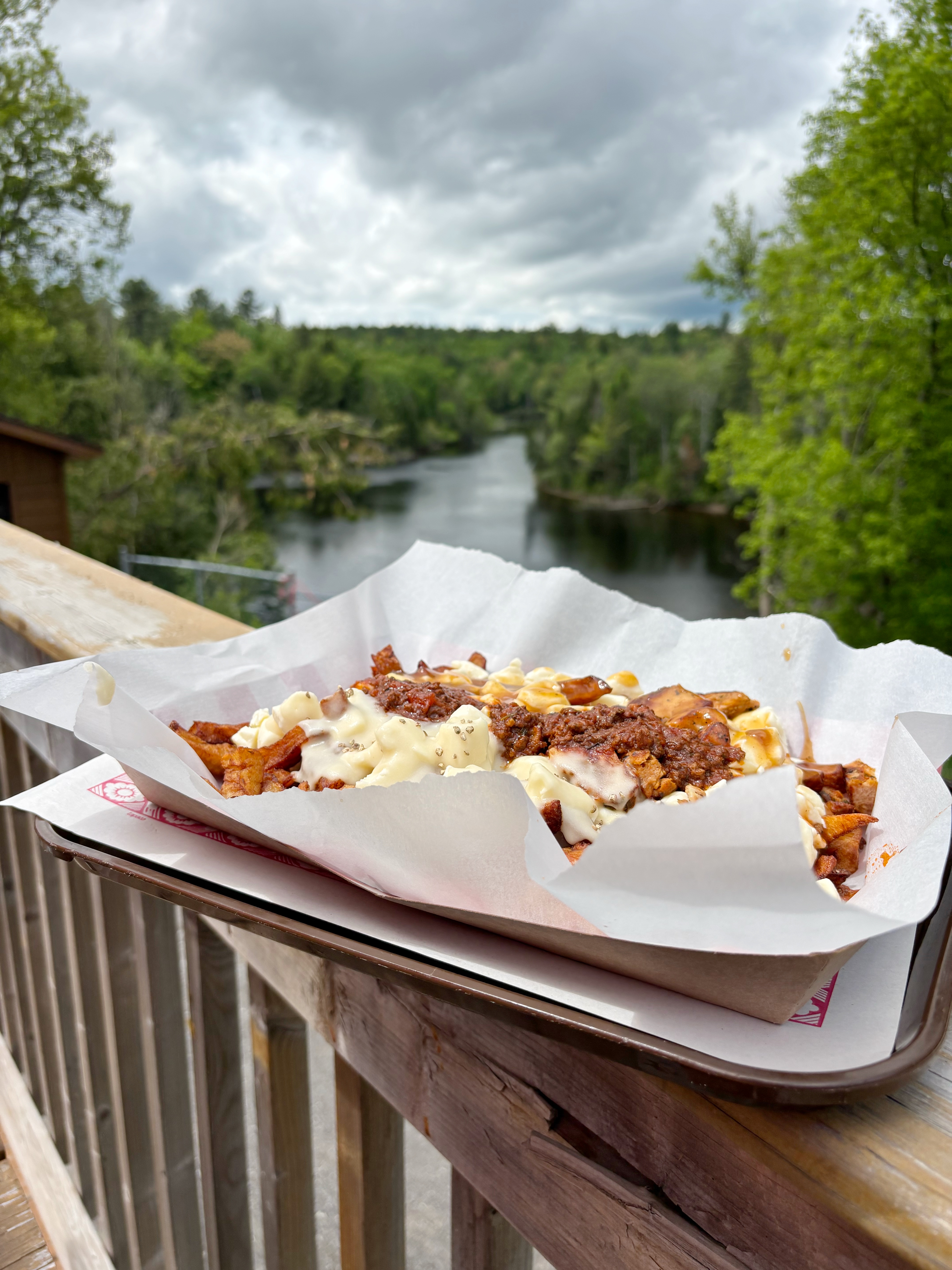 spot à poutine